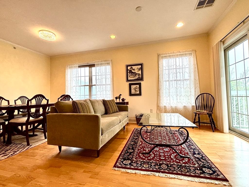 2303 Davenport Avenue #2303 Canton — Photo 12 of 20