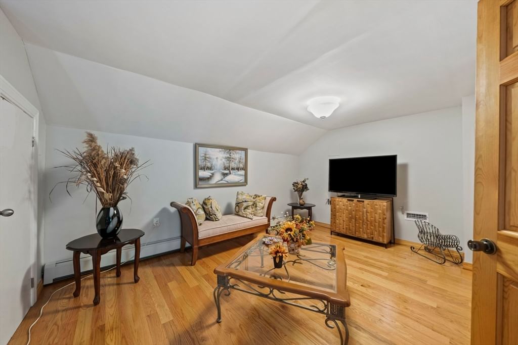 113 Colonel Hunt Dr Abington — Photo 23 of 42