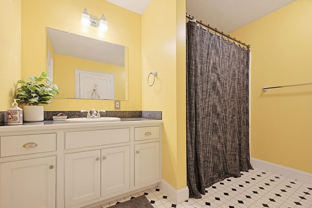 771 Podunk Rd, East Brookfield, MA 01515 photo 4