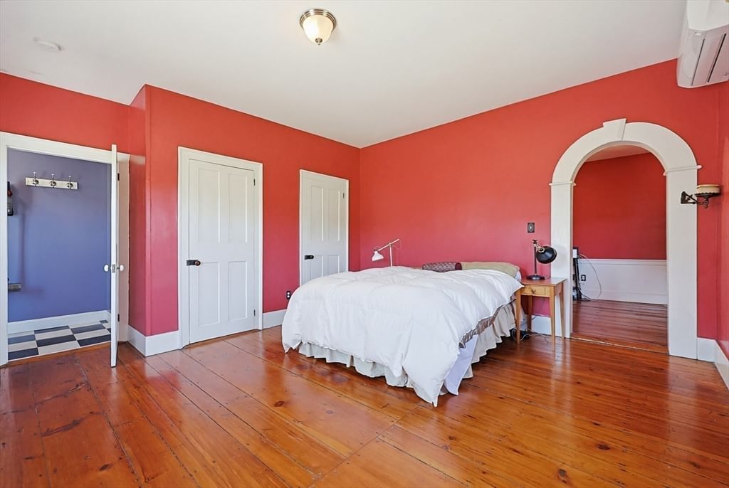 771 Podunk Rd, East Brookfield, MA 01515 photo 3