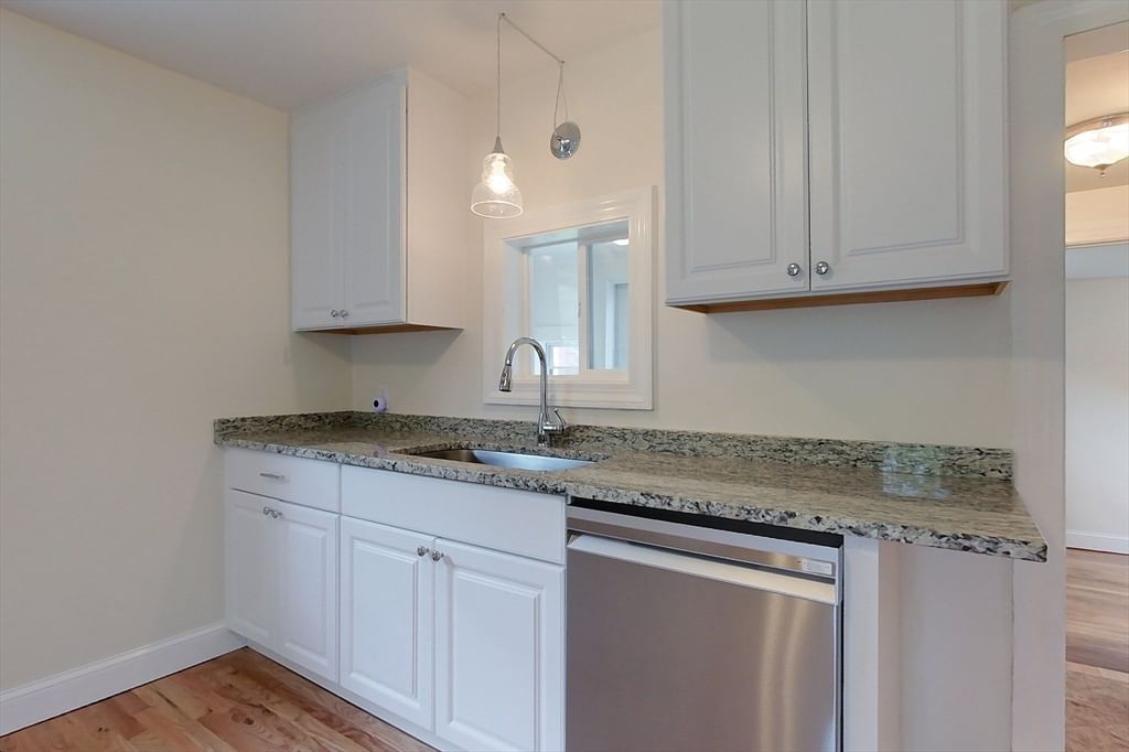 92 Squannacook Rd, Shirley, MA 01464 photo 2