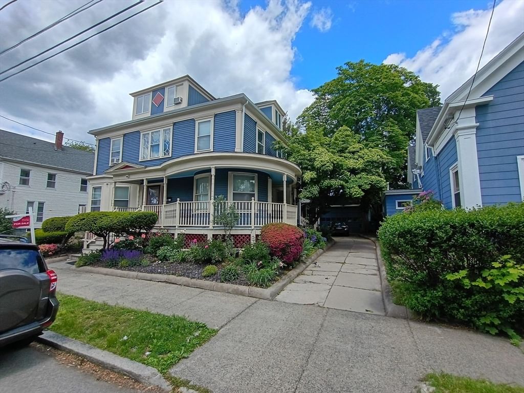 24 Cherry St Lynn — Photo 3 of 24