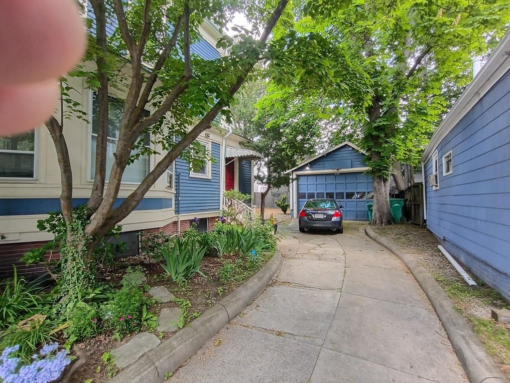 24 Cherry St Lynn — Photo 4 of 24