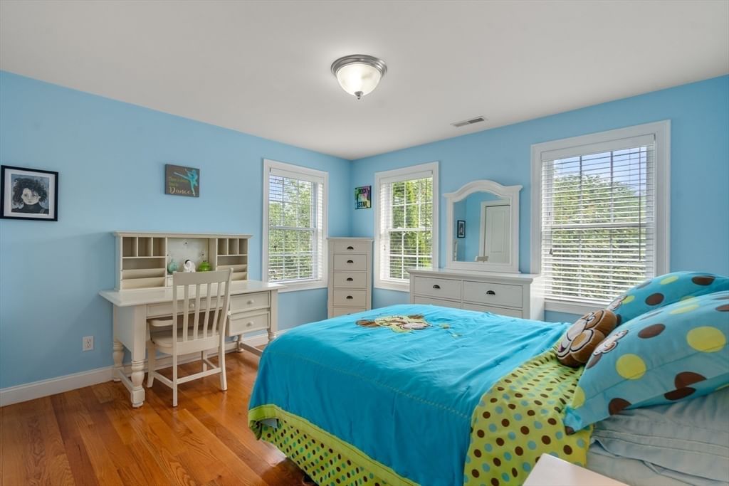 77 Cedar Street Wellesley — Photo 23 of 39