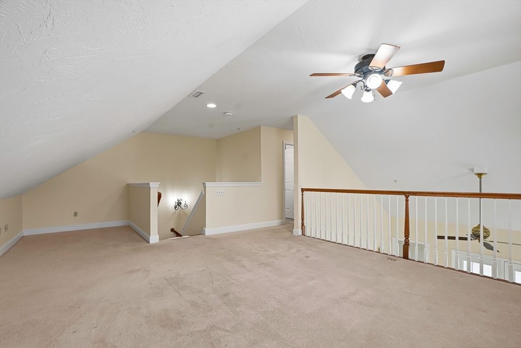 70 Orchard Meadow Dr #70 Shrewsbury — Photo 27 of 41