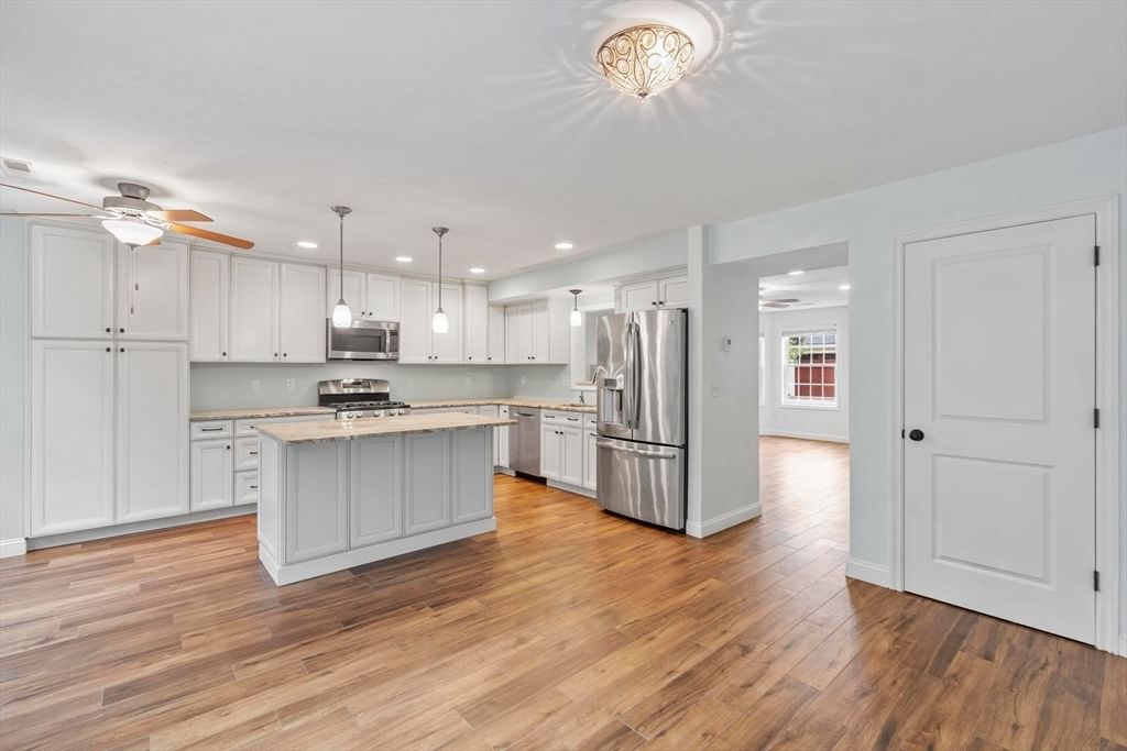 39 Kensington Way #39 Tewksbury — Photo 13 of 42