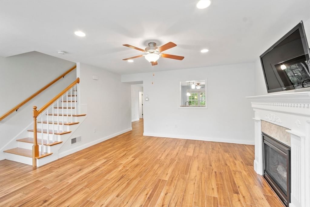 39 Kensington Way #39 Tewksbury — Photo 5 of 42