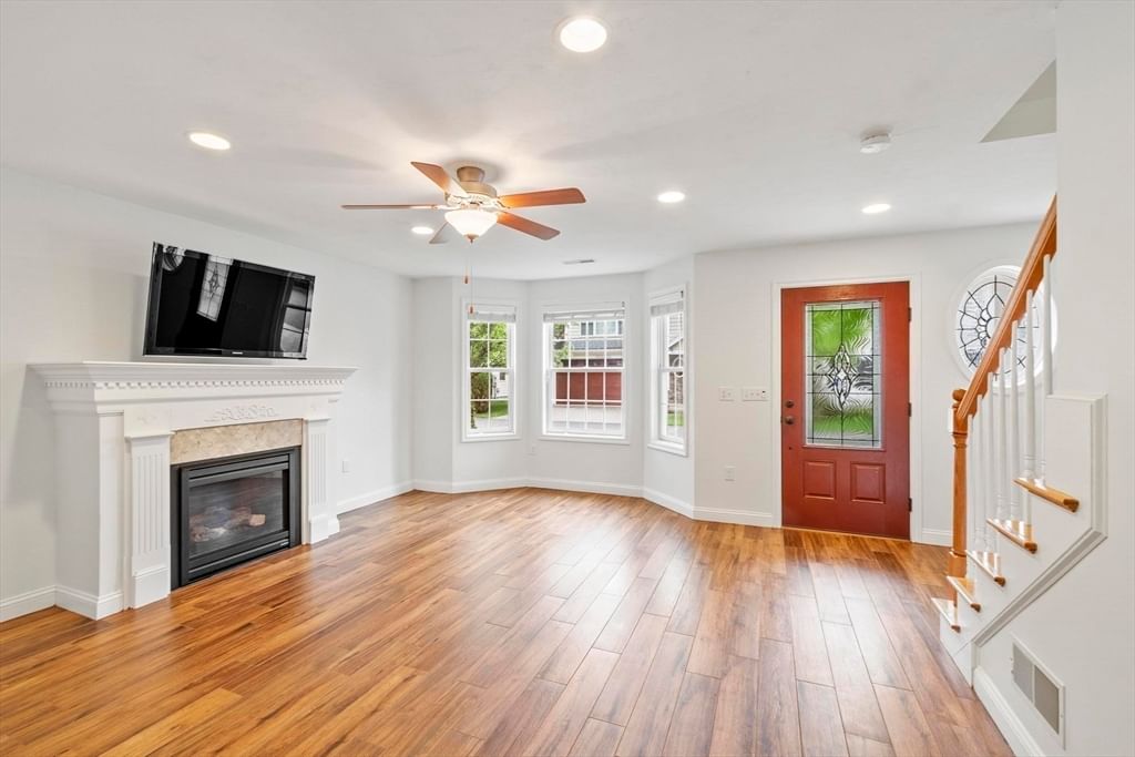 39 Kensington Way #39 Tewksbury — Photo 6 of 42