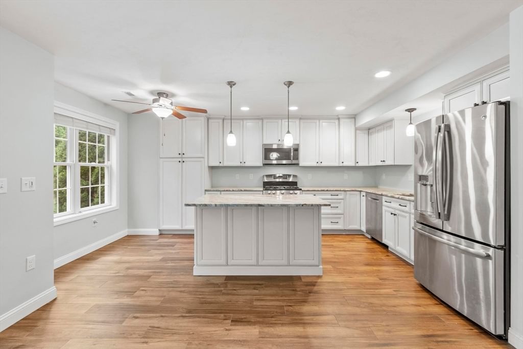 39 Kensington Way #39 Tewksbury — Photo 9 of 42