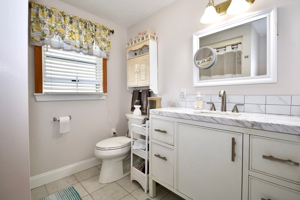 50 Highland Ave Wareham — Photo 26 of 39