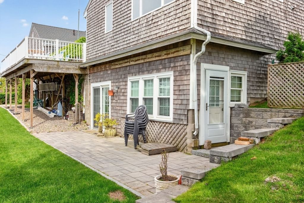 424/426 Grand Ave Falmouth — Photo 14 of 42