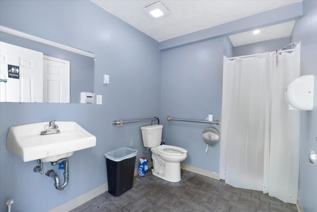 365 Elm St Bridgewater — Photo 29 of 42