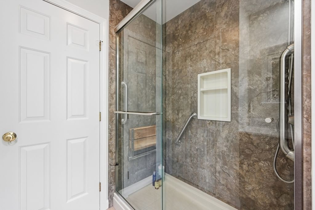 73 Westmoreland Dr Falmouth — Photo 21 of 41