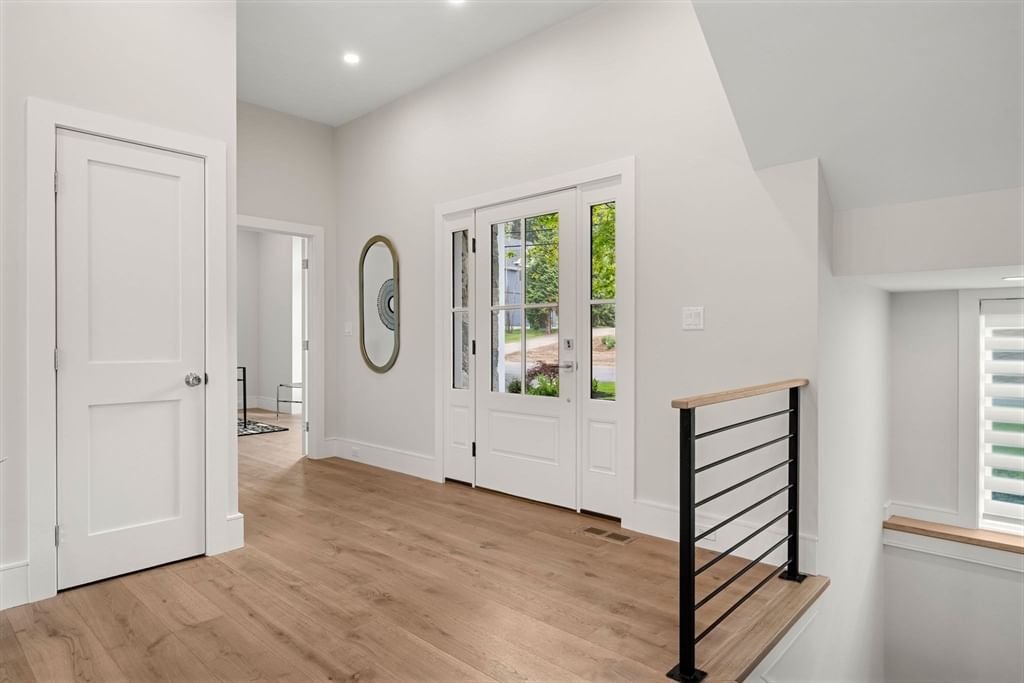 22 Wyman Rd Lexington — Photo 2 of 41