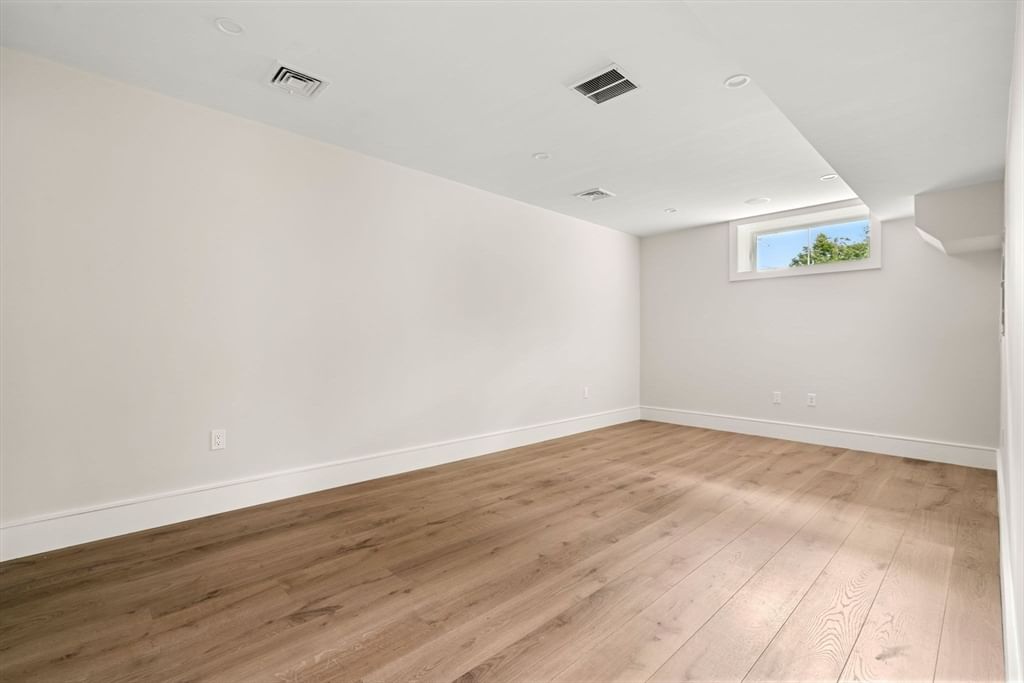 22 Wyman Rd Lexington — Photo 37 of 41