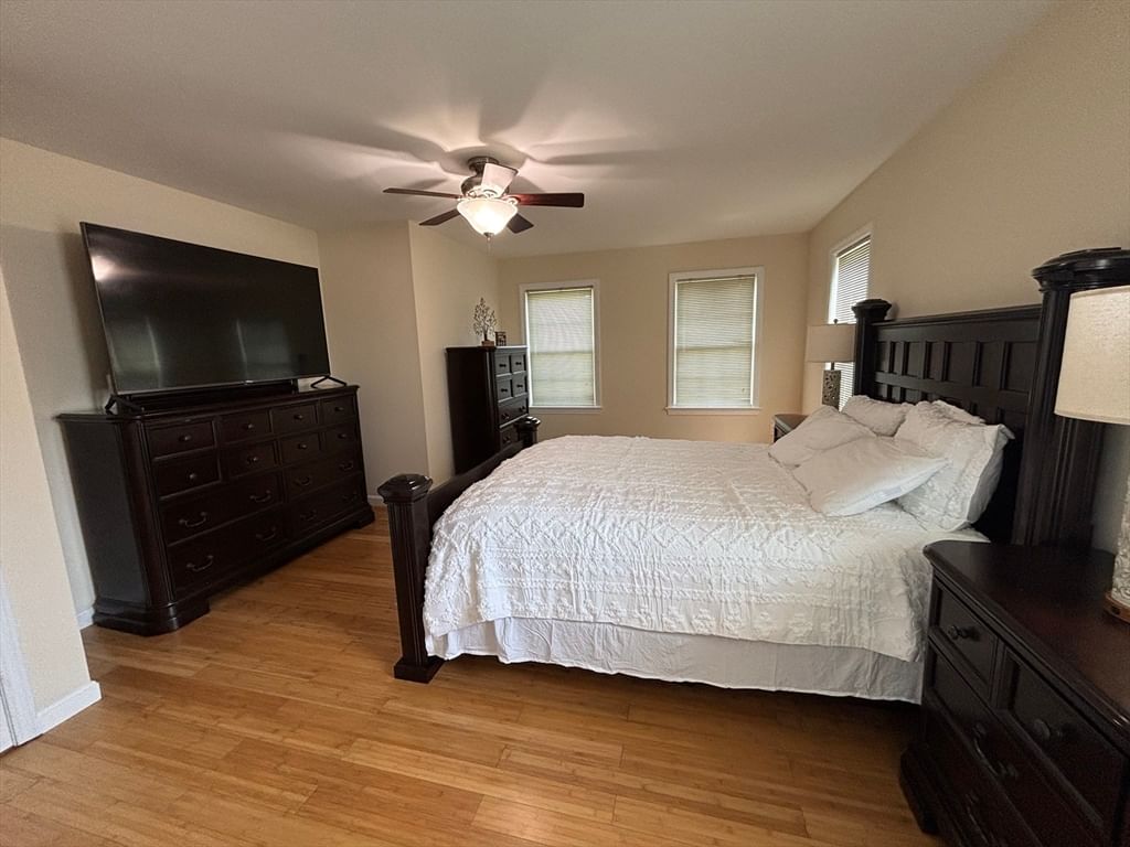 266 Christopher Dr, Springfield, MA Photo #13