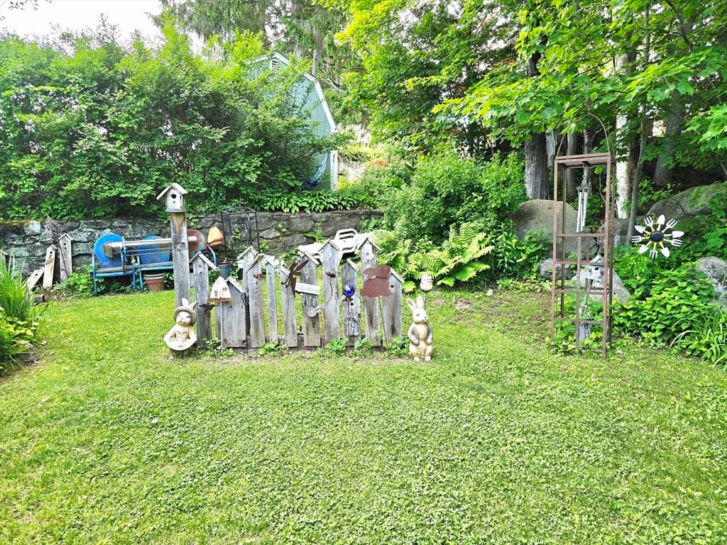 46-1/2 Old Sturbridge Rd Southbridge — Photo 10 of 42