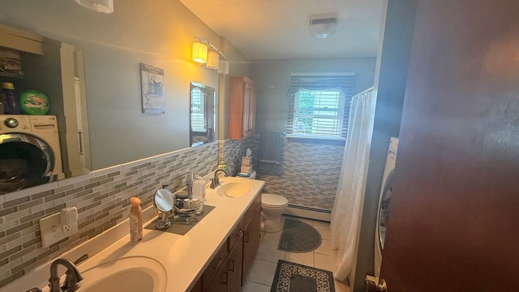 297 Elm St Somerset — Photo 12 of 31