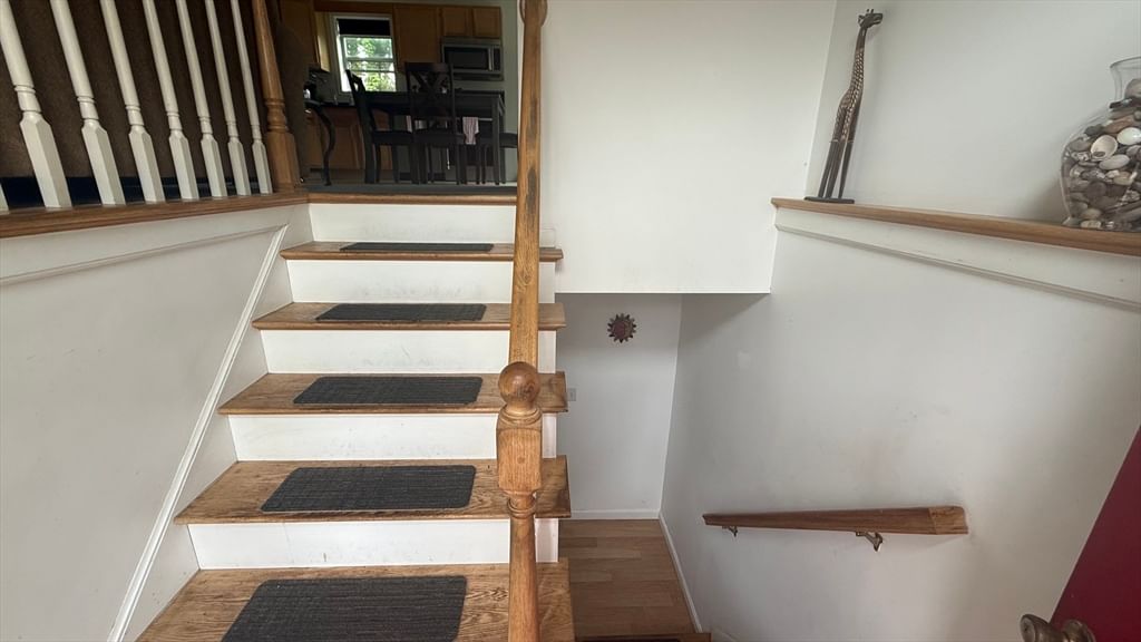 297 Elm St Somerset — Photo 24 of 31