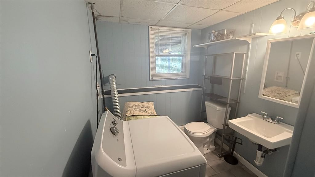 297 Elm St Somerset — Photo 19 of 32