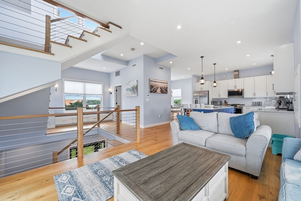 246 Howland Rd Westport — Photo 14 of 42