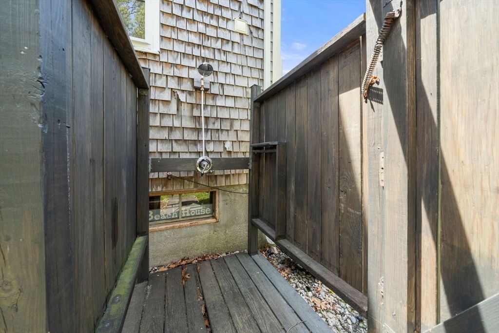 64 Winthrop Rd Winter Rental Plymouth — Photo 10 of 41