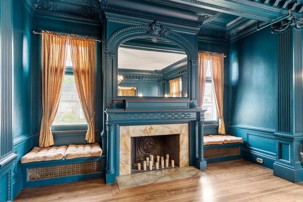 75 E Main St Orange — Photo 5 of 42