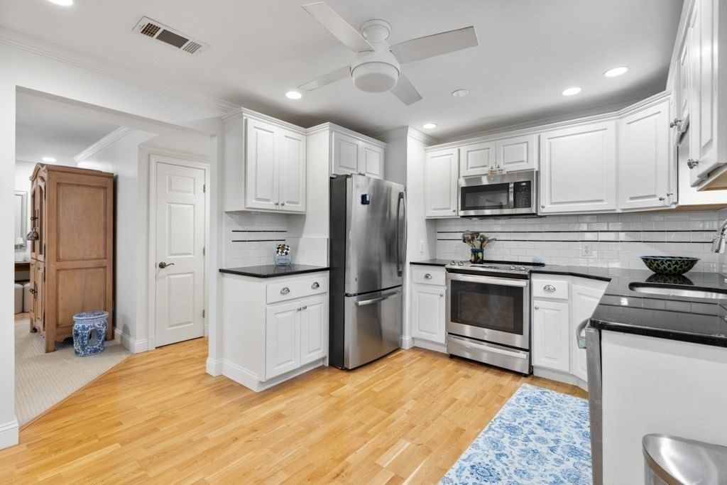 84 Walpole St #1C, Canton, MA 02021 photo 2