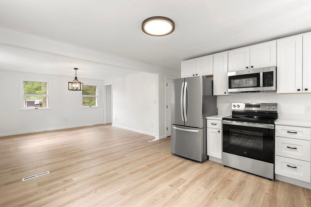2800 Anderson Drive, Dighton, MA 02715 photo 2