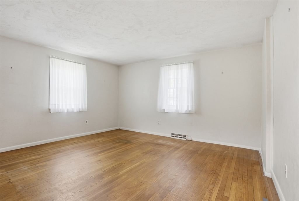 35 Quaboag Rd, Acton, MA Photo #14