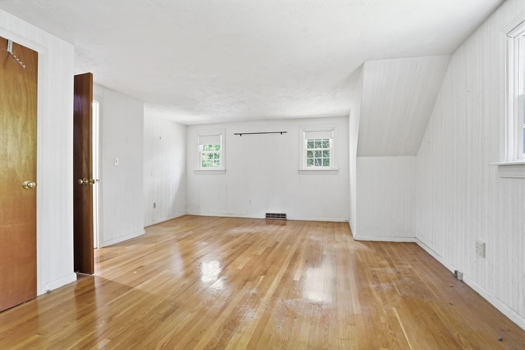 35 Quaboag Rd, Acton, MA Photo #18