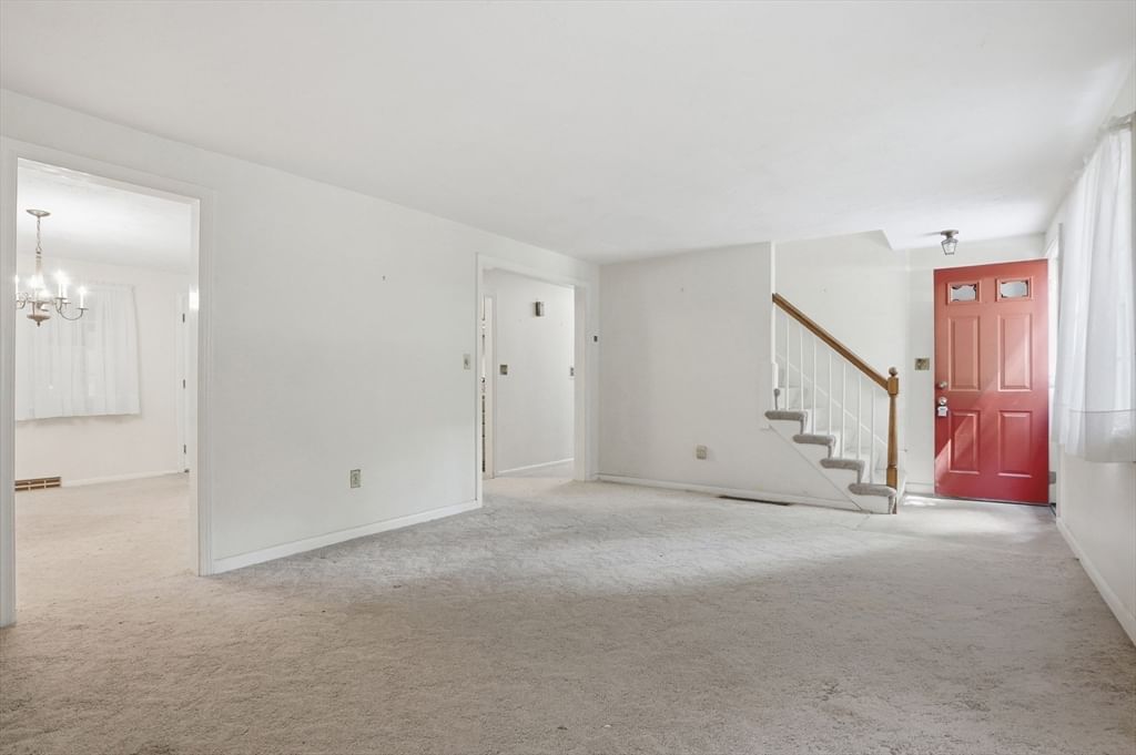 35 Quaboag Rd, Acton, MA Photo #3