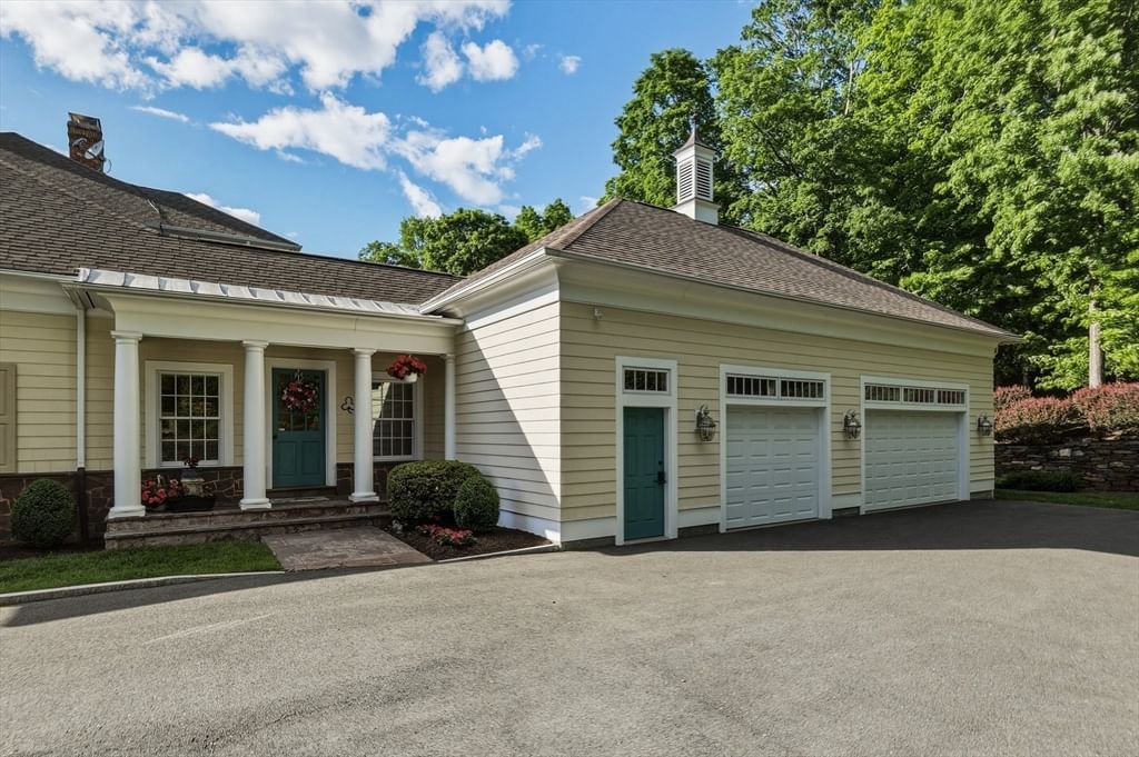 6 Hilltop Park Wilbraham — Photo 17 of 42
