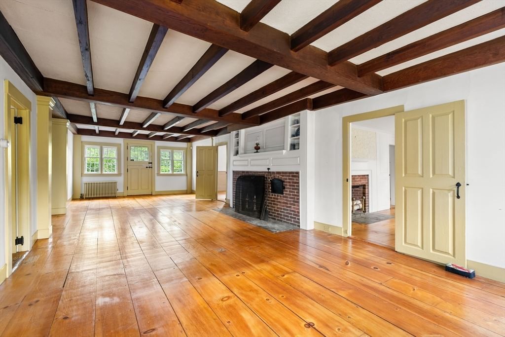 476 Cherry St Bridgewater — Photo 8 of 38