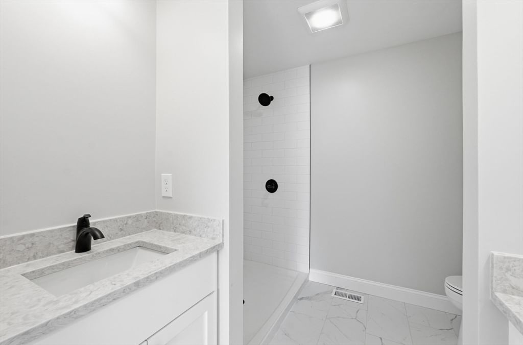 10 Foster Rd, West Brookfield, MA 01585 photo 5