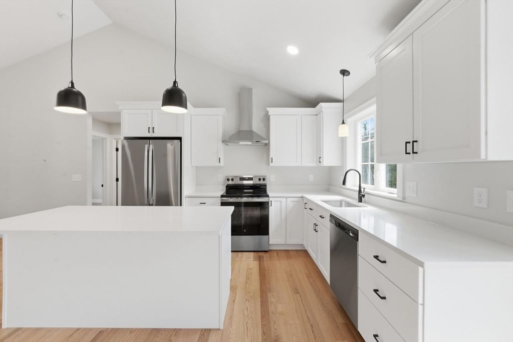 10 Foster Rd, West Brookfield, MA 01585 photo 2
