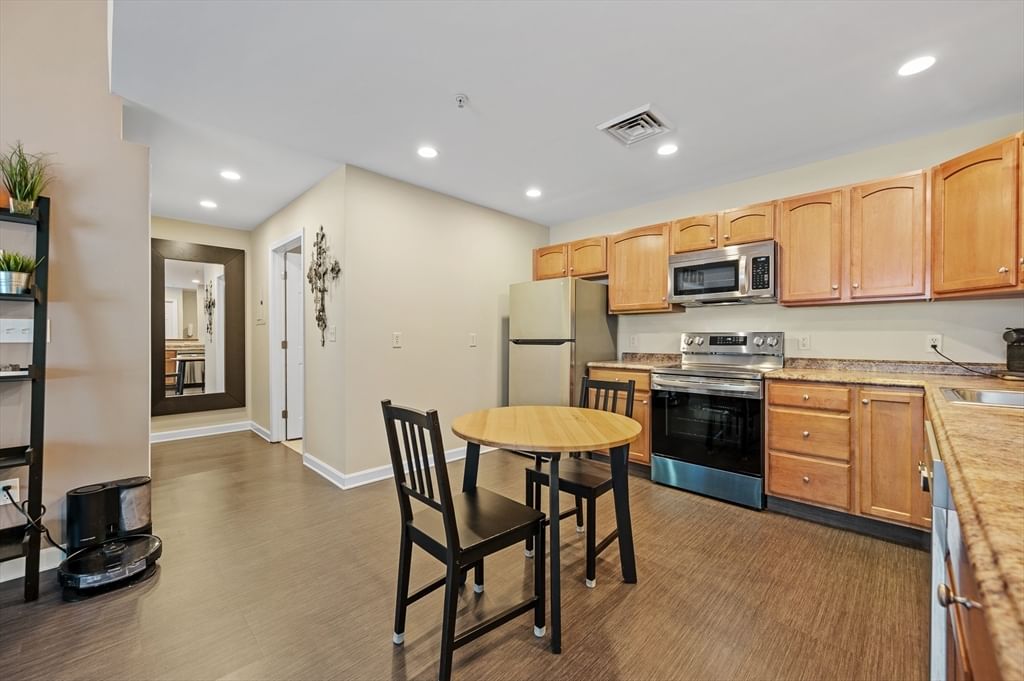 48 Phillips Rd #12 Holden — Photo 6 of 28