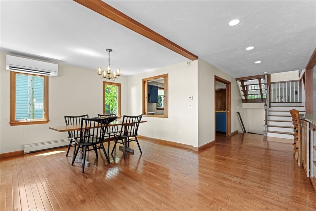 91 Lake Shore Drive West Brookfield — Photo 14 of 42