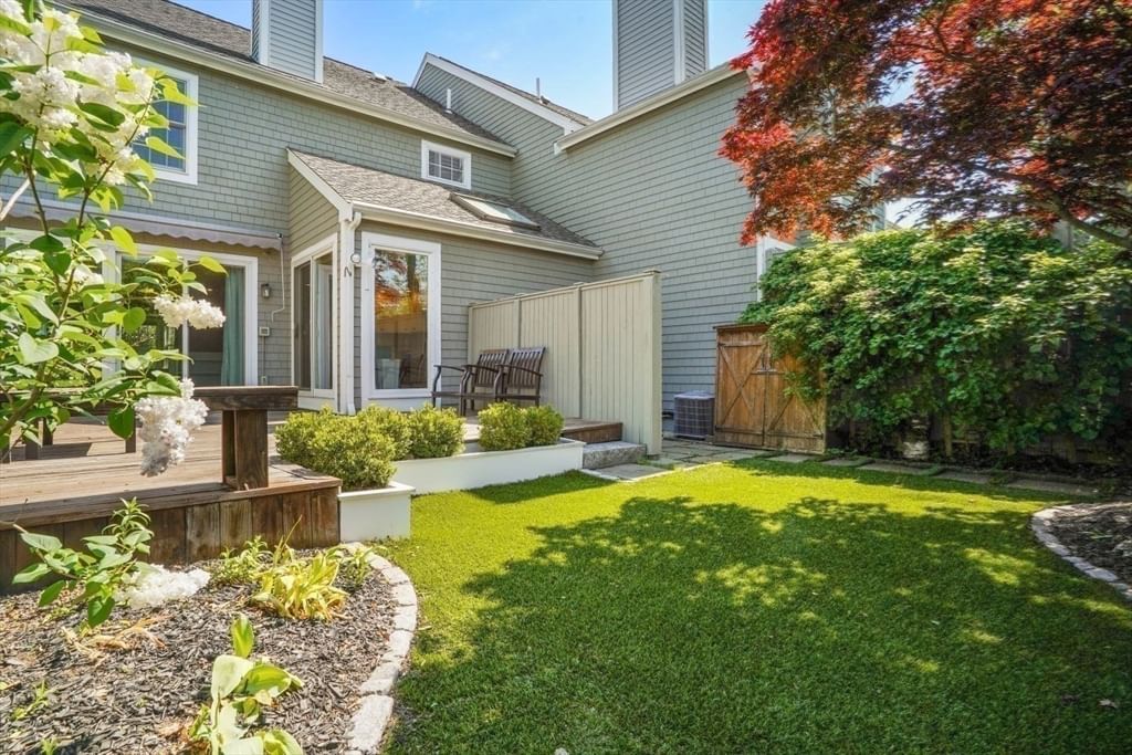 22 Floret Circle #22 Hingham — Photo 16 of 24