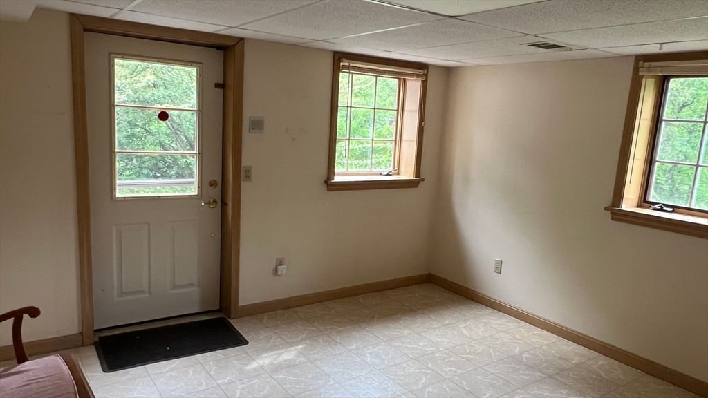 34 Leahey Ave, South Hadley, MA Photo #33
