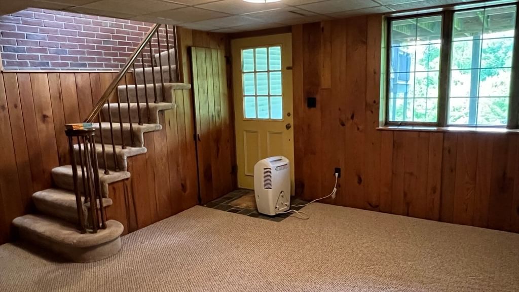 34 Leahey Ave, South Hadley, MA Photo #35