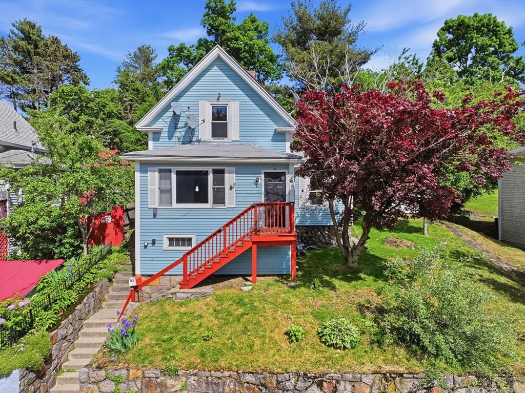 68 Brooks St Worcester — Photo 1 of 23