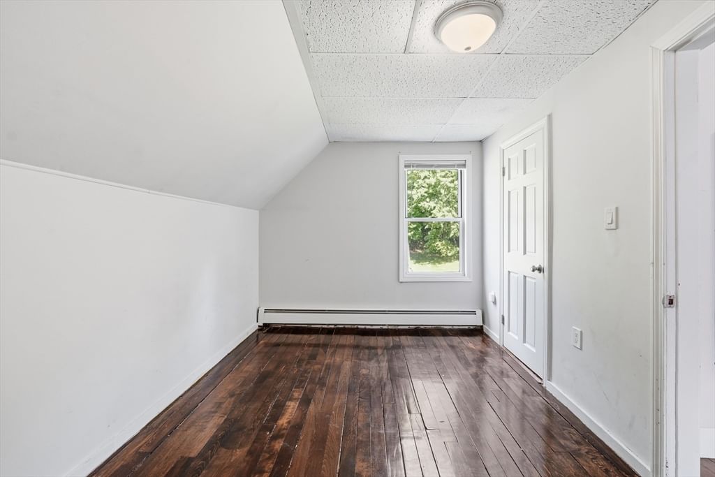 68 Brooks St Worcester — Photo 17 of 23