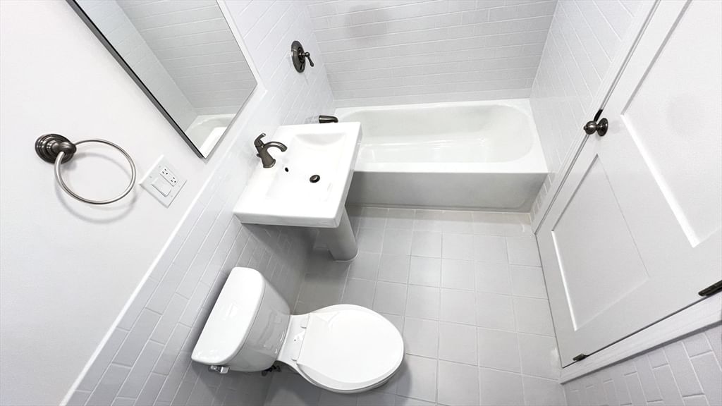 50 Conant Street #1/2, Danvers, MA Photo #6