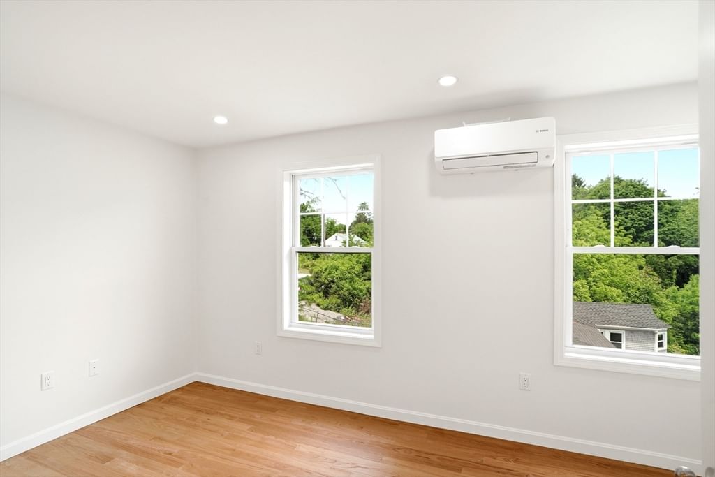 17 Crosby St #A Webster — Photo 32 of 42