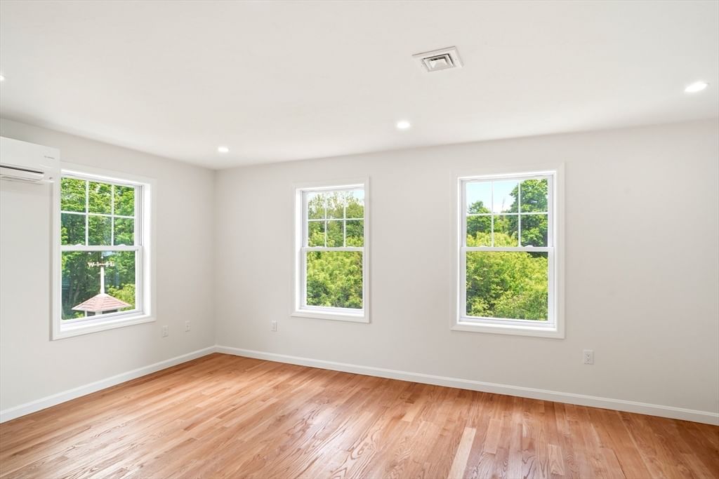 17 Crosby St #A Webster — Photo 34 of 42