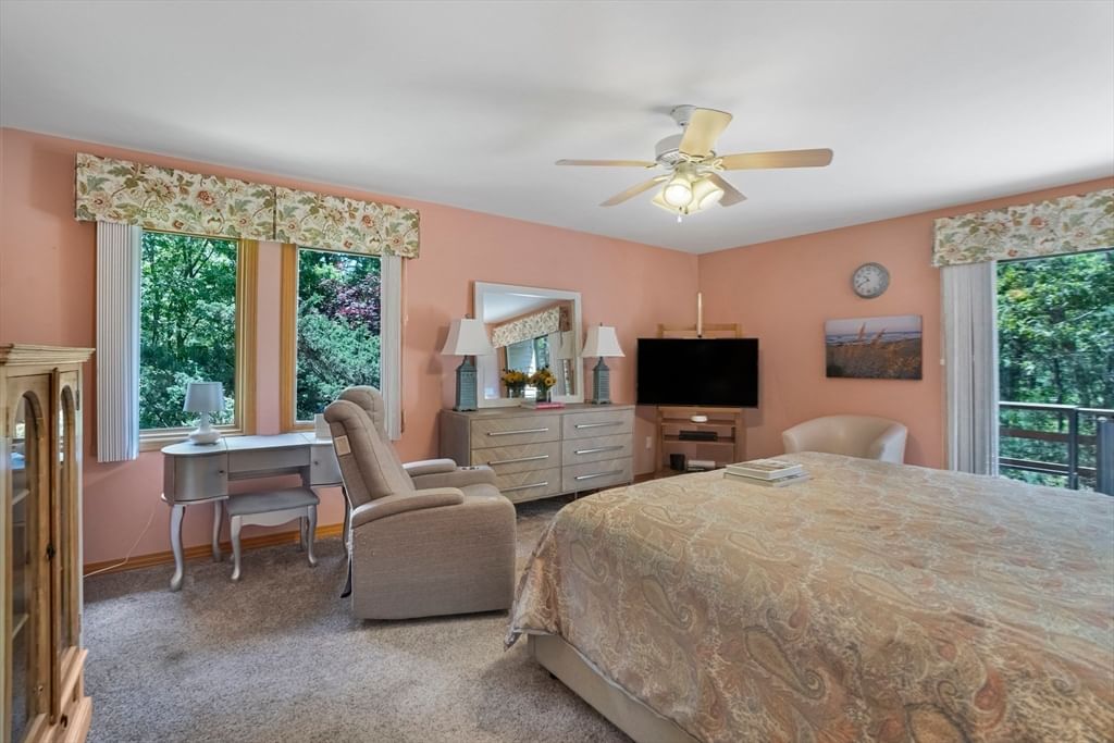 18 Puritan Dr, Oak Bluffs, MA 02557 photo 4