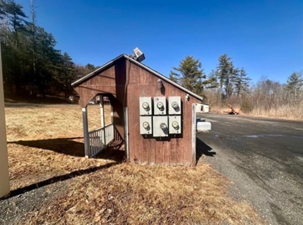 1105 Mohawk Trl, Shelburne, MA 01370 photo 5