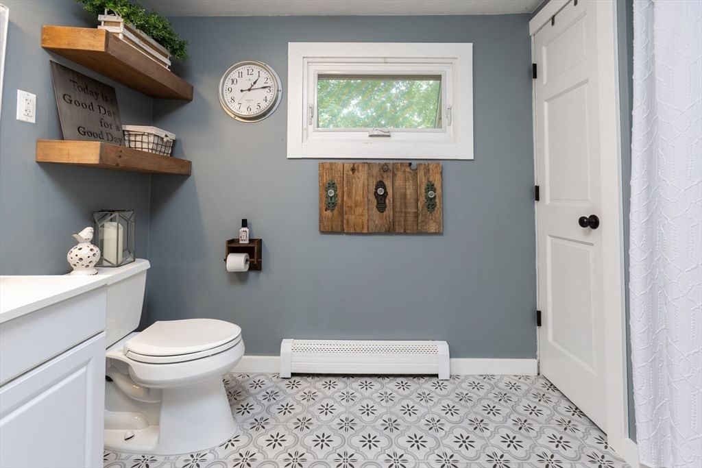 106 Park Street, East Brookfield, MA 01515 photo 5