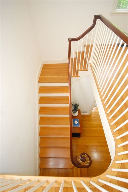 96 Lexington Road Lincoln — Photo 21 of 41